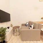 Superior N' Cozy Mozsar 6 In The Heart Of شقة