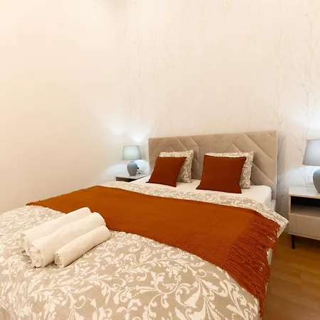 Apartment Superior N' Cozy Mozsar 6 In The Heart Of *
